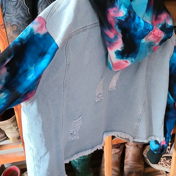 Cute jean jacket - Picture 4 of 5